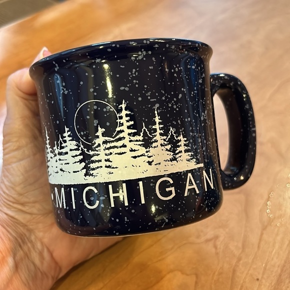 Michigan Camp Coffee Mugs Set of 2 14 oz - Picture 2 of 10